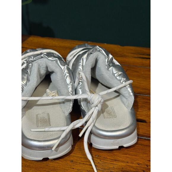 UGG Hi Shine Spaceslider Women's Slide Slippers Metallic Silver size 9 - Picture 4 of 8